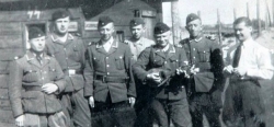 Nacistický dozorce zemřel krátce před procesem, Němci prošetří jeho smrt