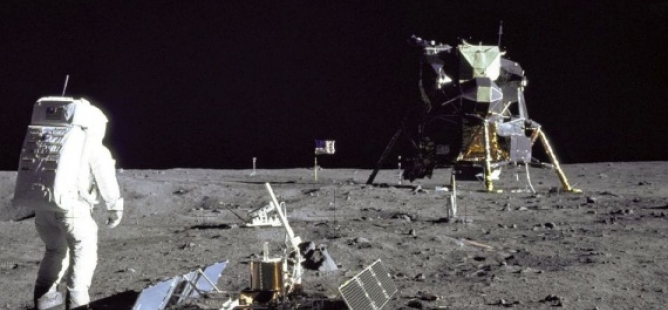 Lunární modul Apolla dosedl před 45 lety na povrch Měsíce