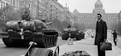 Kreml chce bojovat proti "falšování dějin" o Československu 1968