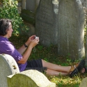 Helene Ritchie ve Volyni v roce 2012 - u hrobu praprababičky Barbory Fantlové