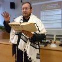 Michal Foršt - přednáška "Skryté světlo menory aneb proč Židé (ne)dodržují šábes"