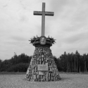 Gross Rosen - památník vězňům k výročí 50. let likvidace tábora