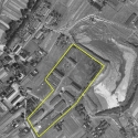 Na leteckém snímku z roku 1954 je patrný tábor PTP