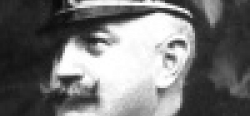 rakousko-uherský důstojník Alfred Viktor Redl spáchal sebevraždu 