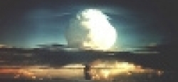 USA provedly první zkušební výbuch vodíkové bomby