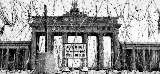 Berlínská zeď - symbol rozdělené Evropy