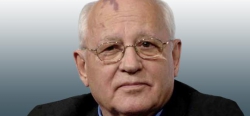Rozpad SSSR podle Gorbačova přinesl svobodu. Přesto je to po 25 letech většině Rusů líto