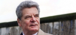 Joachim Gauck vzpomíná na zatčení otce a jeho deportaci do sovětského lágru