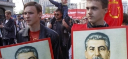 Stalinův teror? Jen pro 18+. Ruští cenzoři škrtli 'nebezpečnou' učebnici o represích za krutovlády 