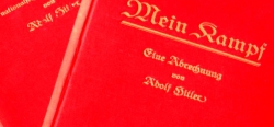 Němečtí historici chystají komentované vydání Hitlerova Mein Kampfu