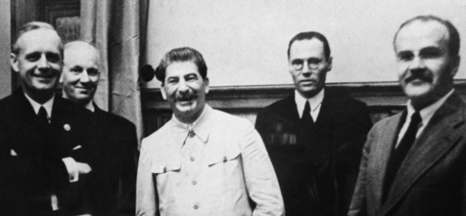 Komiks - Pakt Molotov Ribbentrop
