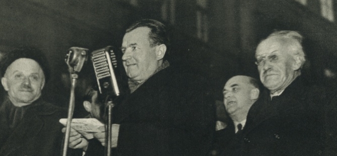 Den komunistického vítězství, 25. únor 1948, v oslavné publikaci (1949)