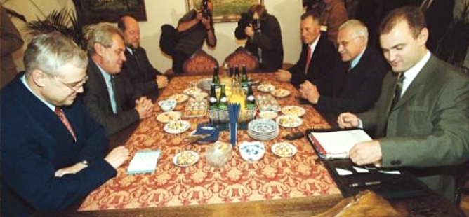 Debata po volbách 1998 a vznik opoziční smlouvy